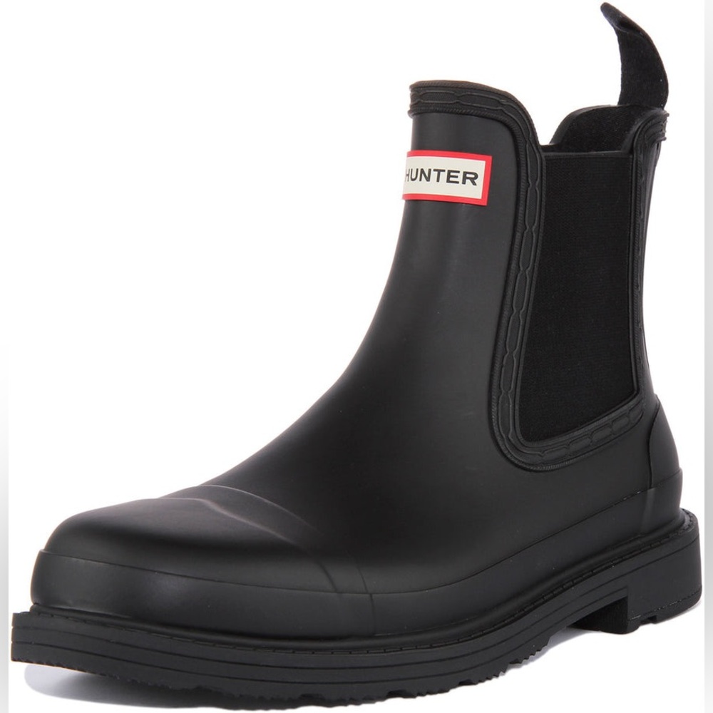 NWOT Hunter Command Chelsea Boots - Women’s 9.5/Men’s 8/UK 7